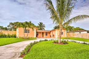 Pet-Friendly Delray Bungalow about 3 Mi to Beach!